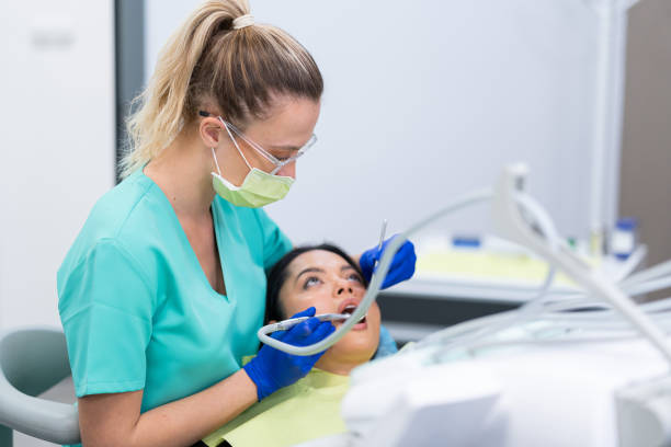 Best Emergency Root Canal Treatment in Spring Grove, IL